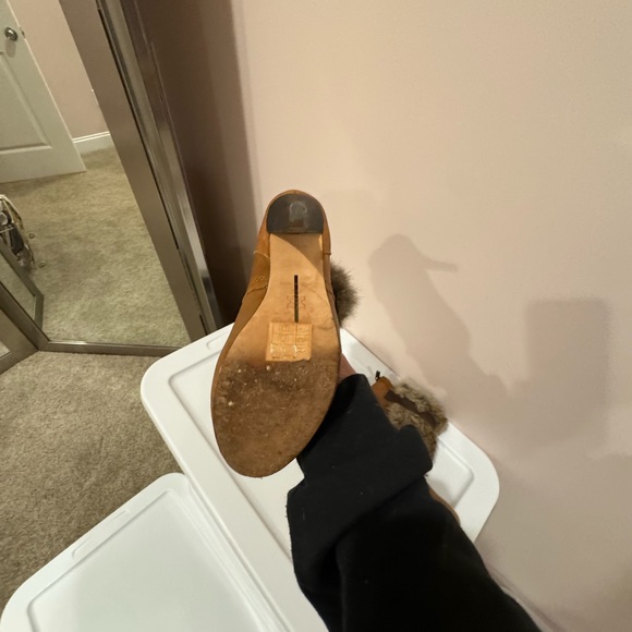 Dolce Vita heeled leather/fur boots!!  Worn only a couple of times ! - Picture 3 of 4